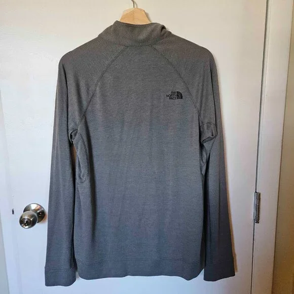 The North Face Quarter-Zip Shirt | Women's Size Large | Flashdry | Gray - Picture 4 of 8